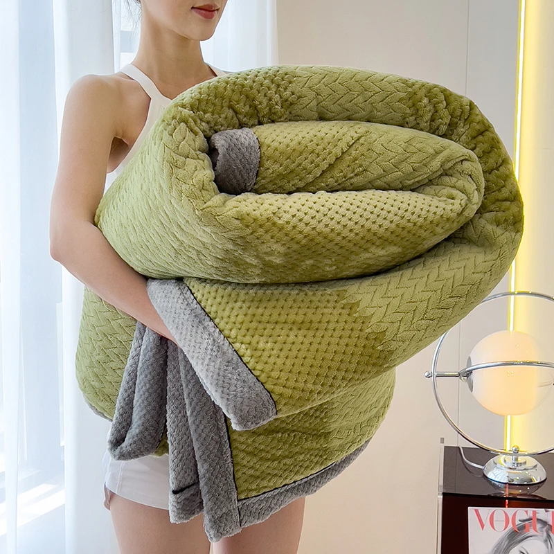 Fluffy Coral Velvet Blanket New Fleece Plush Comfortable Thickened and Warm Soft Sofa Cover Throw Blankets Luxury Bed Blanket