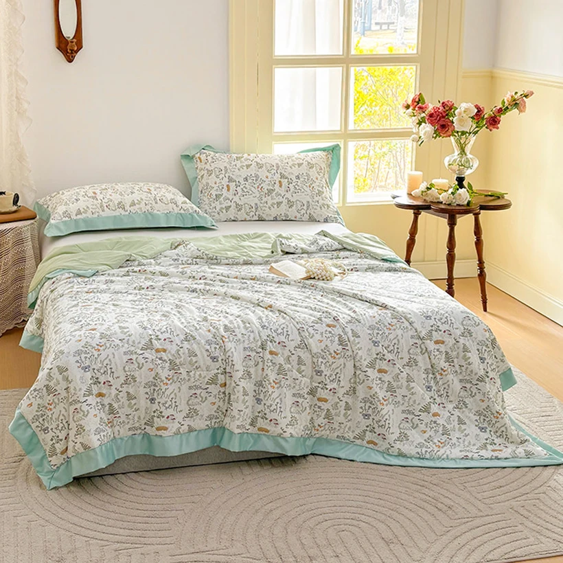 Fashion Cooling Blanket for Bed Silky Air Condition Lightweight Cooled Summer Quilt with Nylon Bamboo Fabric Cooling Comforter