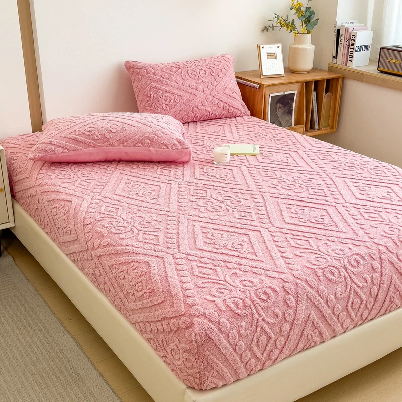 Thermal Velvet Mattress Cover Plush Warm Fitted Sheet for Autumn Winter Non Slip Bed Cover for Single Double King Queen Bed